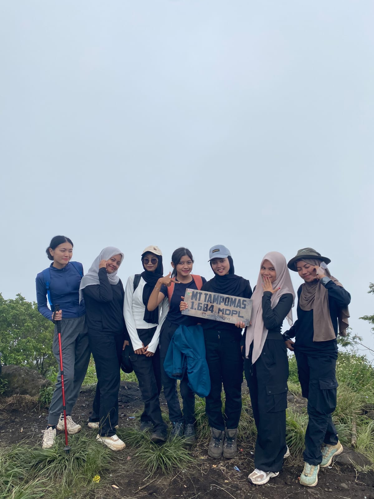 Hiking Gunung Tampomas