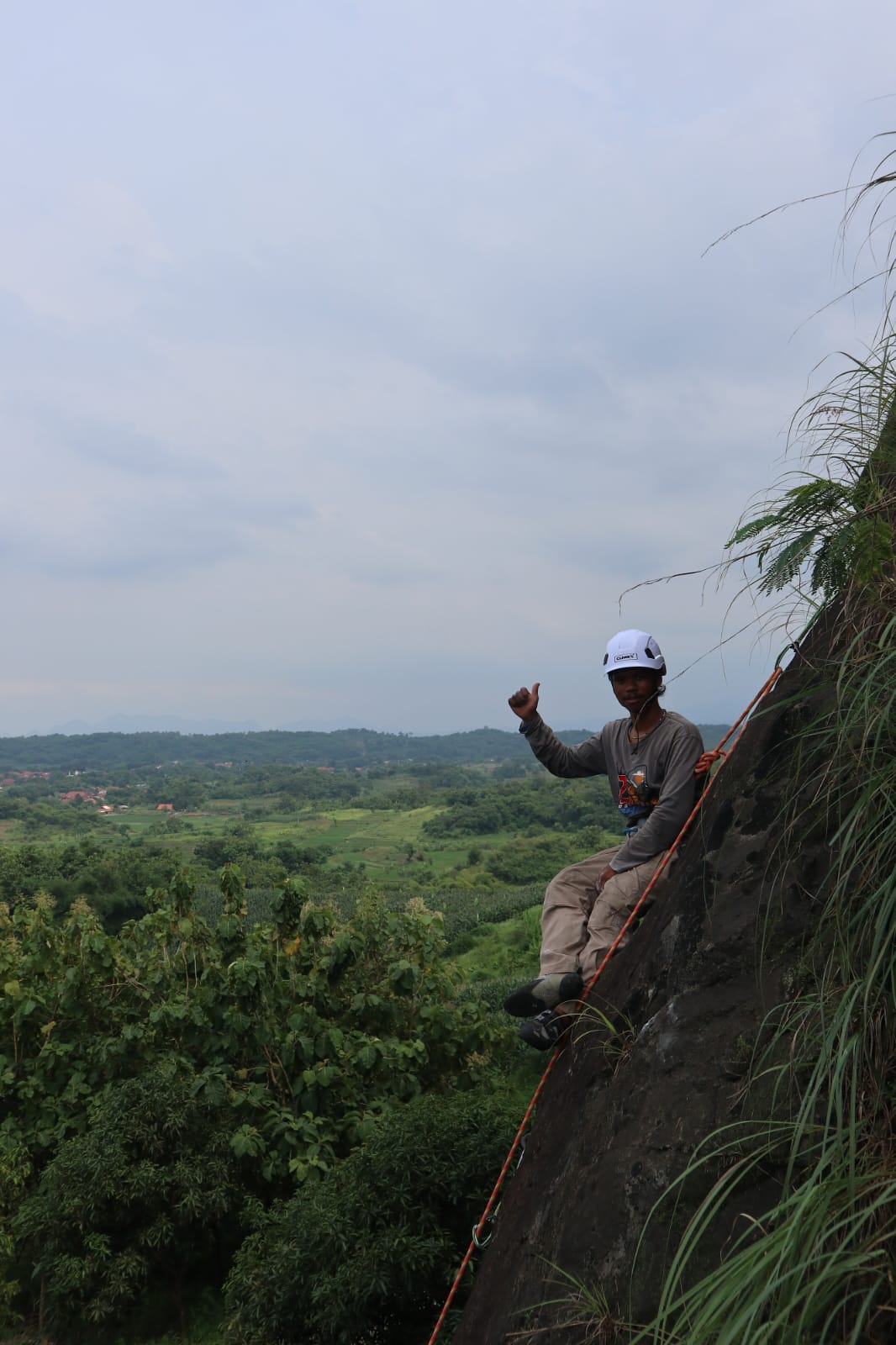 Climbing Gunung Tilu